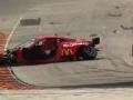 瞬间一片狼藉 法拉利458赛道恐怖车祸